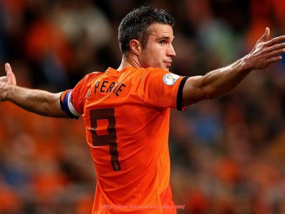 看球直播-火箭队毒蛇队中锋对比及核心数据分析